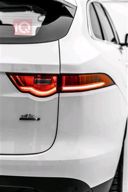 جاكوار إف-بيس